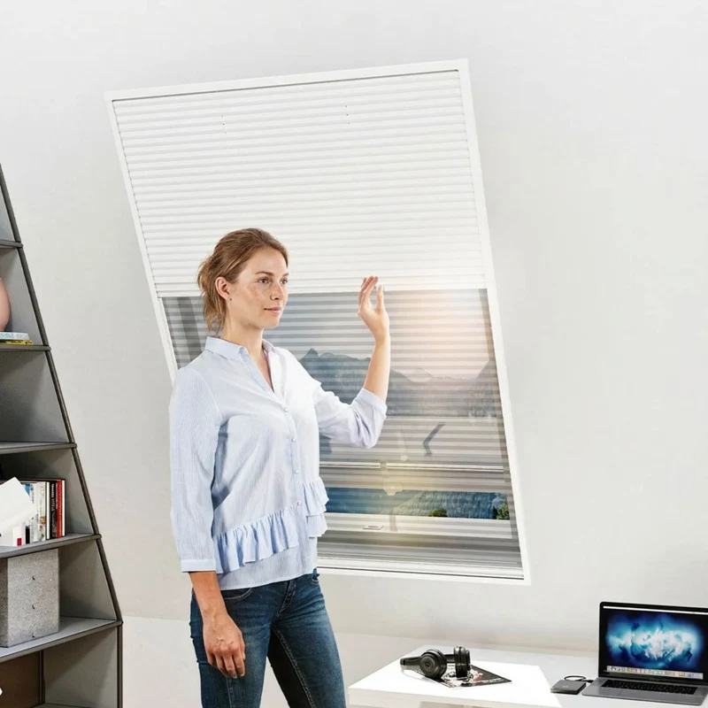 SUN 2in1 Fliegengitter Plissee mit Sonnenschutz für Dachfenster