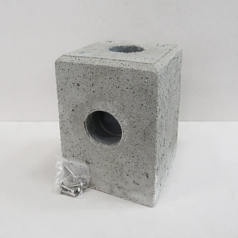 Betonsockel Regenwasserabfluss mit Schrauben