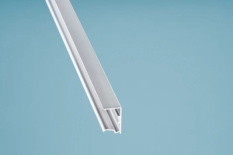 Alu-U-Profil Kantenschutz mit Tropfnase Aluminium pressblank für den Verschluss von 25 mm Hohlkammerplatten