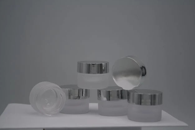 Glasdose 3 ml (mit Deckel Silber)