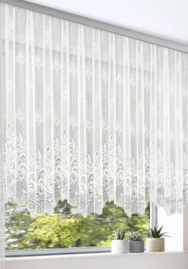 Blumenstore weiß mit Kräuselband - günstige Fertiggardinen von Albani